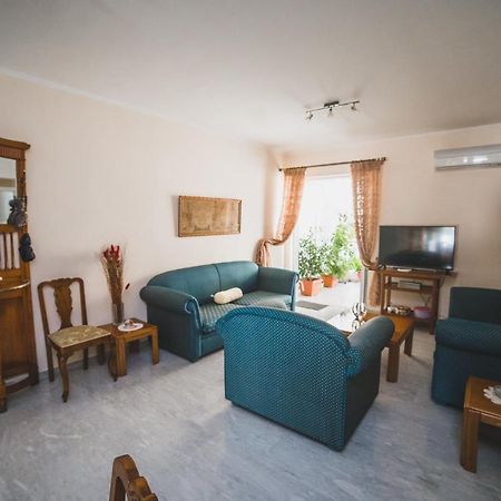 Apartment On Nikaias 5C Pátra Kültér fotó